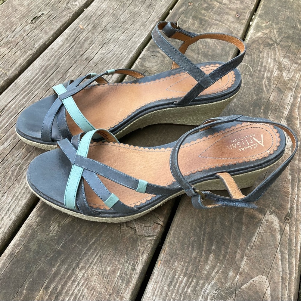 Clarks Artisan Open Toe Wedge Sandal - Picture 2 of 6